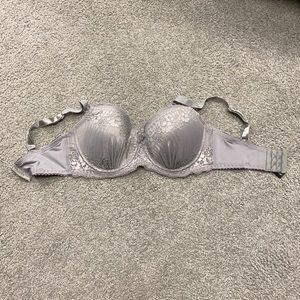 NWOT Bra Size 34DD